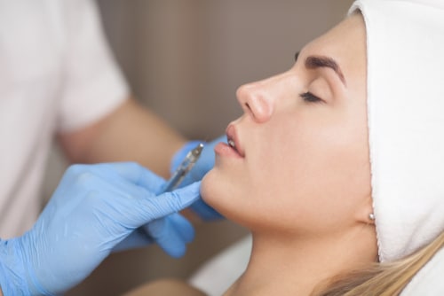 Beauty,Injections,Close,Up.,Lip,Filler,Injection. 1767891827 f712e790cdd24df489db595d604ef4ad 1 1